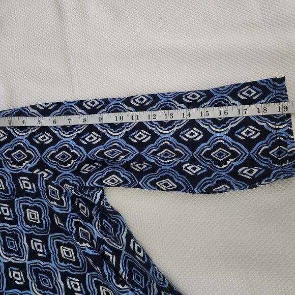 Chico's tunic style blouse asymmetrical hem - Picture 4 of 10